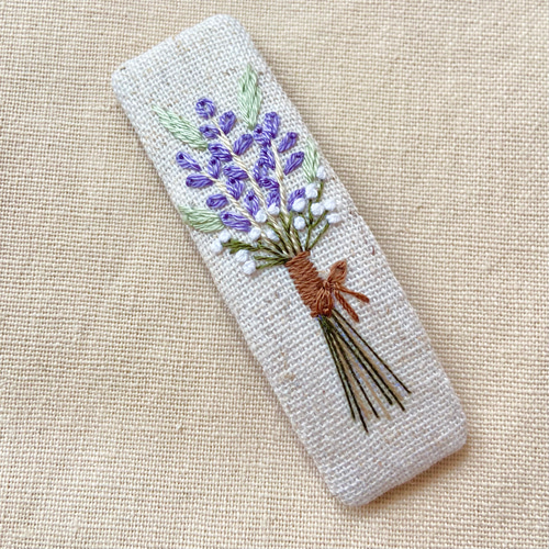 ラベンダーカラーのふわふわ薔薇刺繍5センチパッチンピン 手刺繍のお花パッチンピン ラベンダーのブーケ ヘアピン hananoito