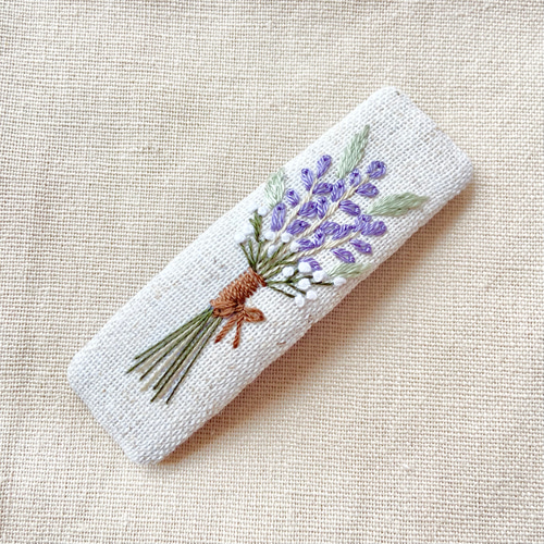 手刺繍のお花パッチンピン ラベンダーのブーケ ヘアピン hananoito