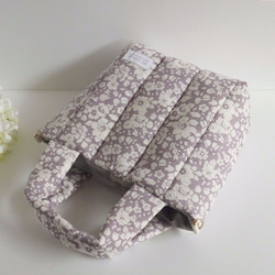 〈48〉Mim様　リバティ ハンドメイド フリル付ガーゼハンカチ 入園 入学 48〉Mim様 リバティ ハンドメイド フリル付ガーゼハンカチ 入園 入学