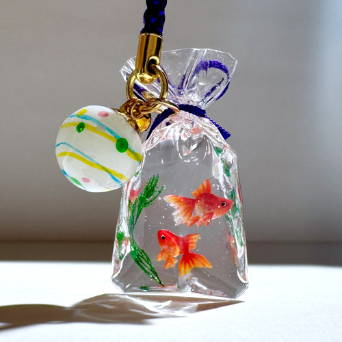 縁日の金魚袋 大（琉金紅白 琉金赤） 根付 帯飾り キーホルダー