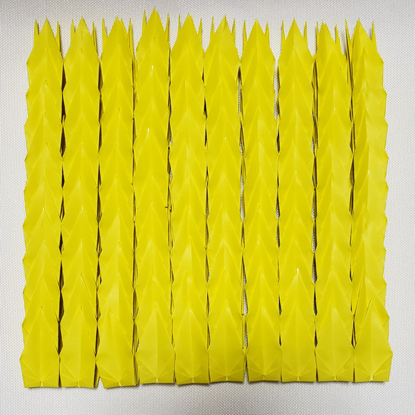 黄色の折り鶴500羽 1枚目の画像