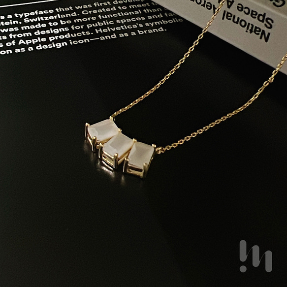 LIM:M プロジェクト テクスチャード ジュエリー つや消しホワイト スクエア ダイヤモンド ネックレス B24N002 2枚目の画像