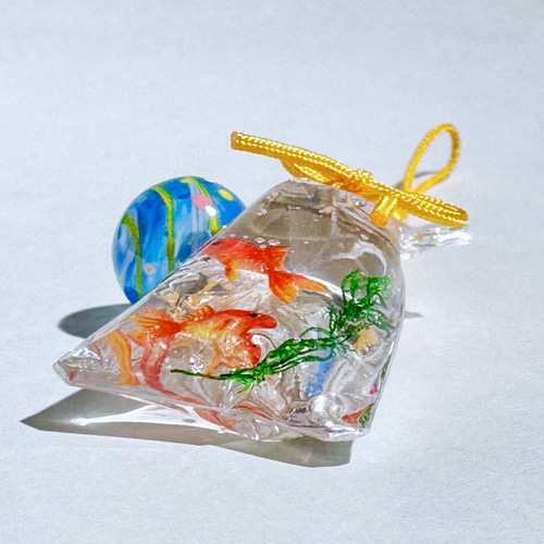 縁日の金魚袋 大（和金二匹） 根付 帯飾り キーホルダー