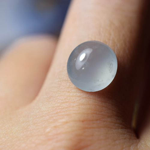 RS4-47 上質 宝石質 楕円 氷種 薄白藍 天然グアテマラ産 A貨 本