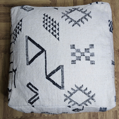 【特別価格】キリムモロッコベルベルプフ ホワイト -No.2 特別価格】キリムモロッコベルベルプフ ホワイト -No.2