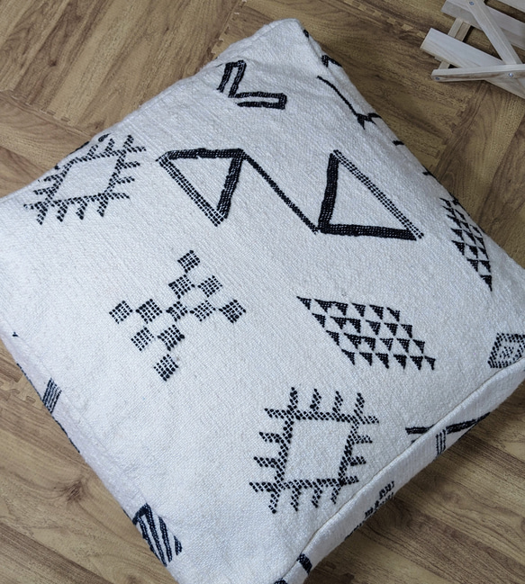 特別価格】キリムモロッコベルベルプフ ホワイト -No.2