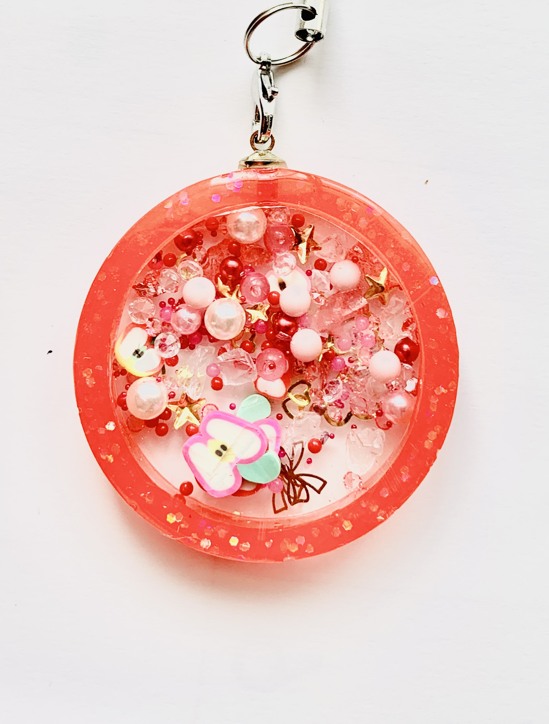 ラウンドイニシャル オレンジカラーラウンドレジンヘアゴム