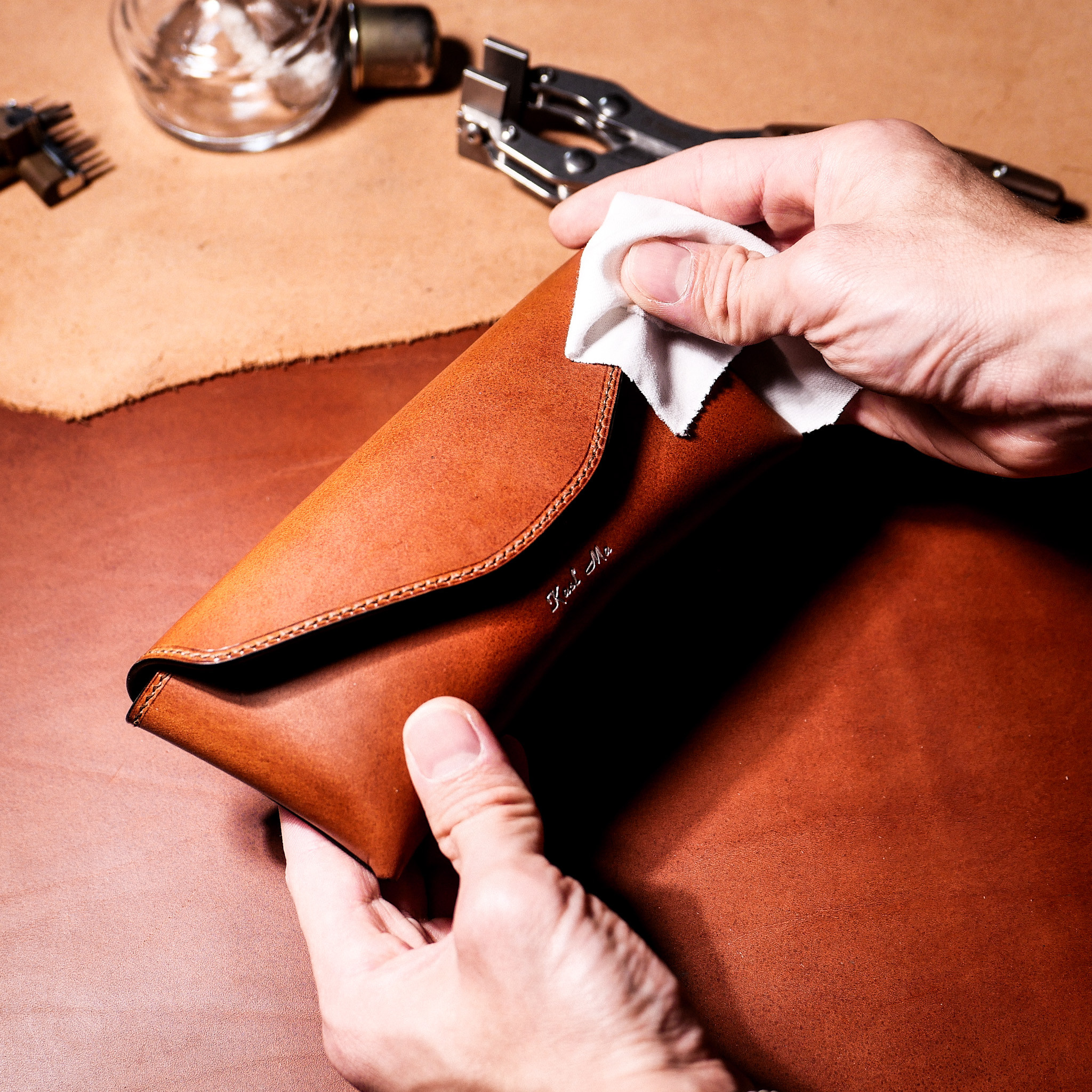 【カスタマイズブッテーロ】手縫いハードメガネケース・カスタマイズデザイン