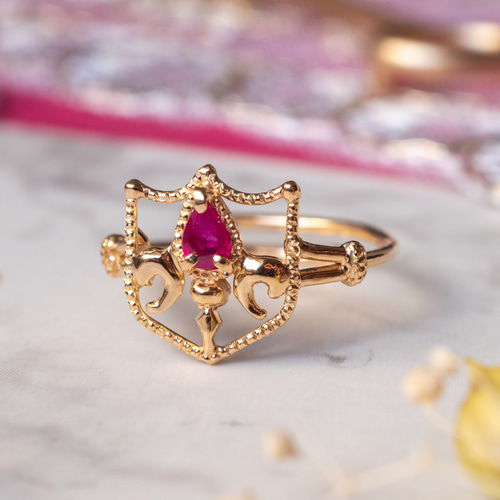 受注】ルビーの透かし紋章リング SV925 指輪・リング miam jewelry 