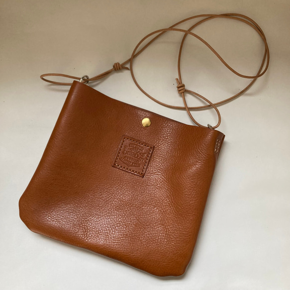 受注生産》【本革】レザーサコッシュ オイルシュリンクヌメ革