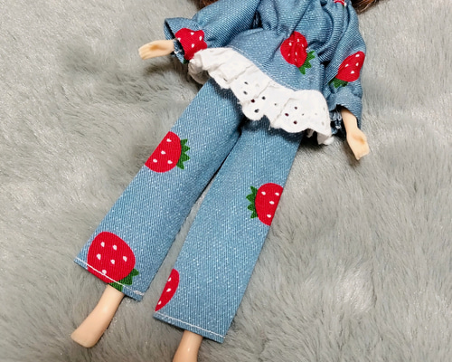パジャマ上下セット 水色 イチゴ 苺 22cmドール 部屋着 ストロベリー