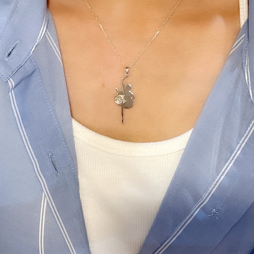 バレエ ドン・キホーテ キトリ シルエット バラ モチーフ ネックレス