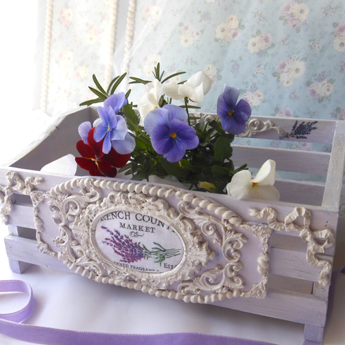 シャビーシックなラベンダーのウッドボックス、スパイスラック、室内用