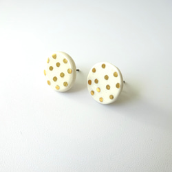 金彩dot round pierce／earring（白） 5枚目の画像