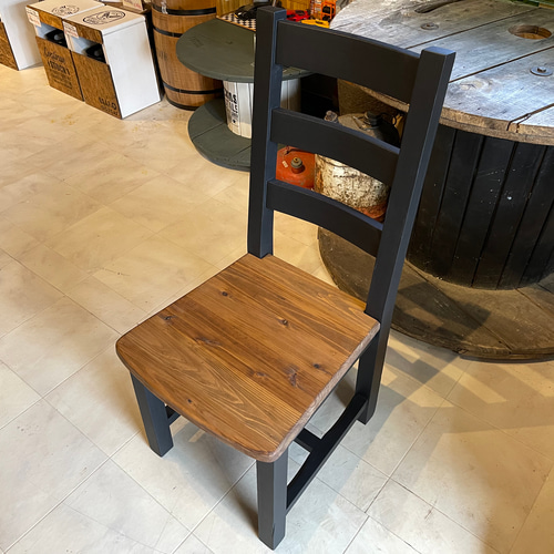 在庫あり　椅子　スツール　キッチン　リビング　ナチュラル　ブラック　パイン材 在庫あり 椅子 スツール キッチン リビング ダーク ブラック パイン材