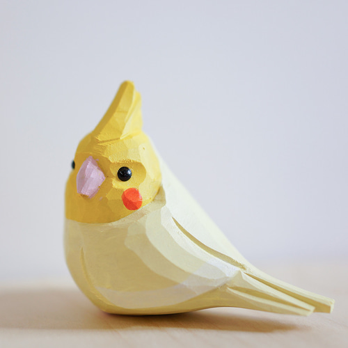 愛い 木彫りの オカメインコ 置物 ギフト プレゼント ギフトラッピング