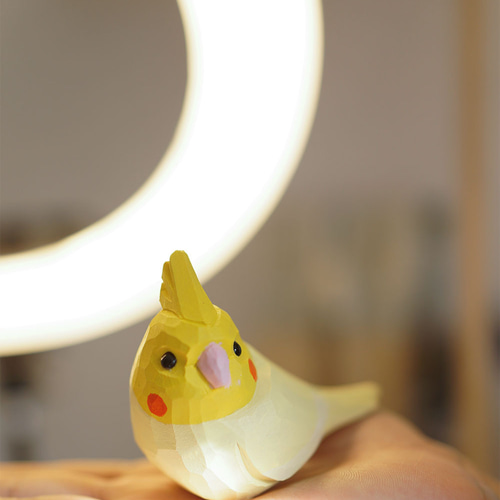 愛い 木彫りの オカメインコ 置物 ギフト プレゼント ギフトラッピング