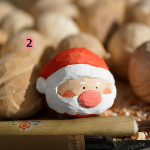 可愛いクリスマス飾り 木彫りのクリスマス 置物 ギフト プレゼント