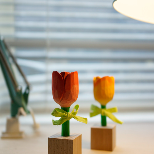 愛い 木彫りの チューリップ 置物 ギフト プレゼント ギフトラッピング