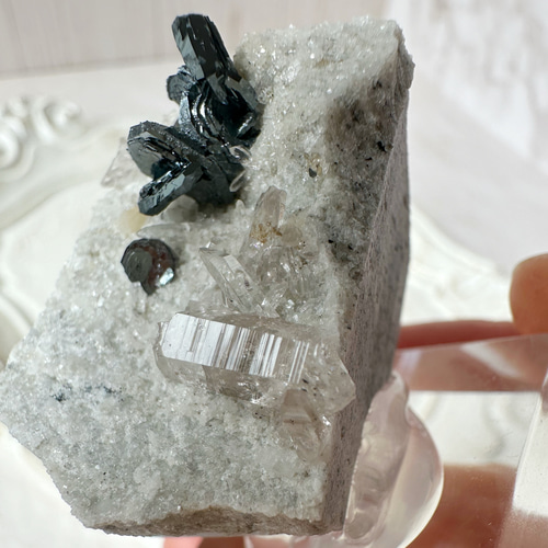 贈り物】アイアンローズ ヘマタイトローズ 赤鉄鉱 水晶 原石 その他