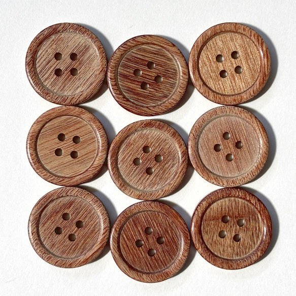 レトロ 円形 丸型 ボタン 木製ボタン ウッドボタン 四つ穴 25mm 9個セット ei-070 1枚目の画像