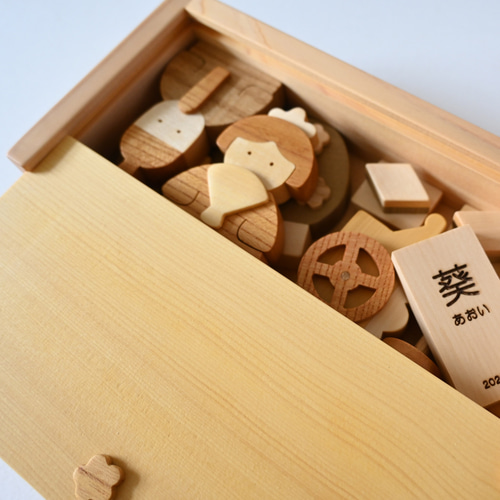 雛人形「コンパクトで収納便利な木製雛人形」 ひな人形・雛飾り TOYHOF