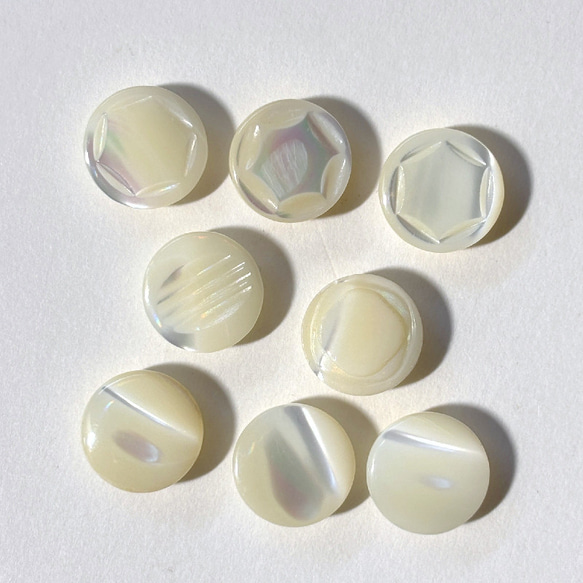 ボタン レトロ 円形 丸型 シェル 貝ボタン オフホワイト 12mm～13mm 8個セット ei-080 1枚目の画像