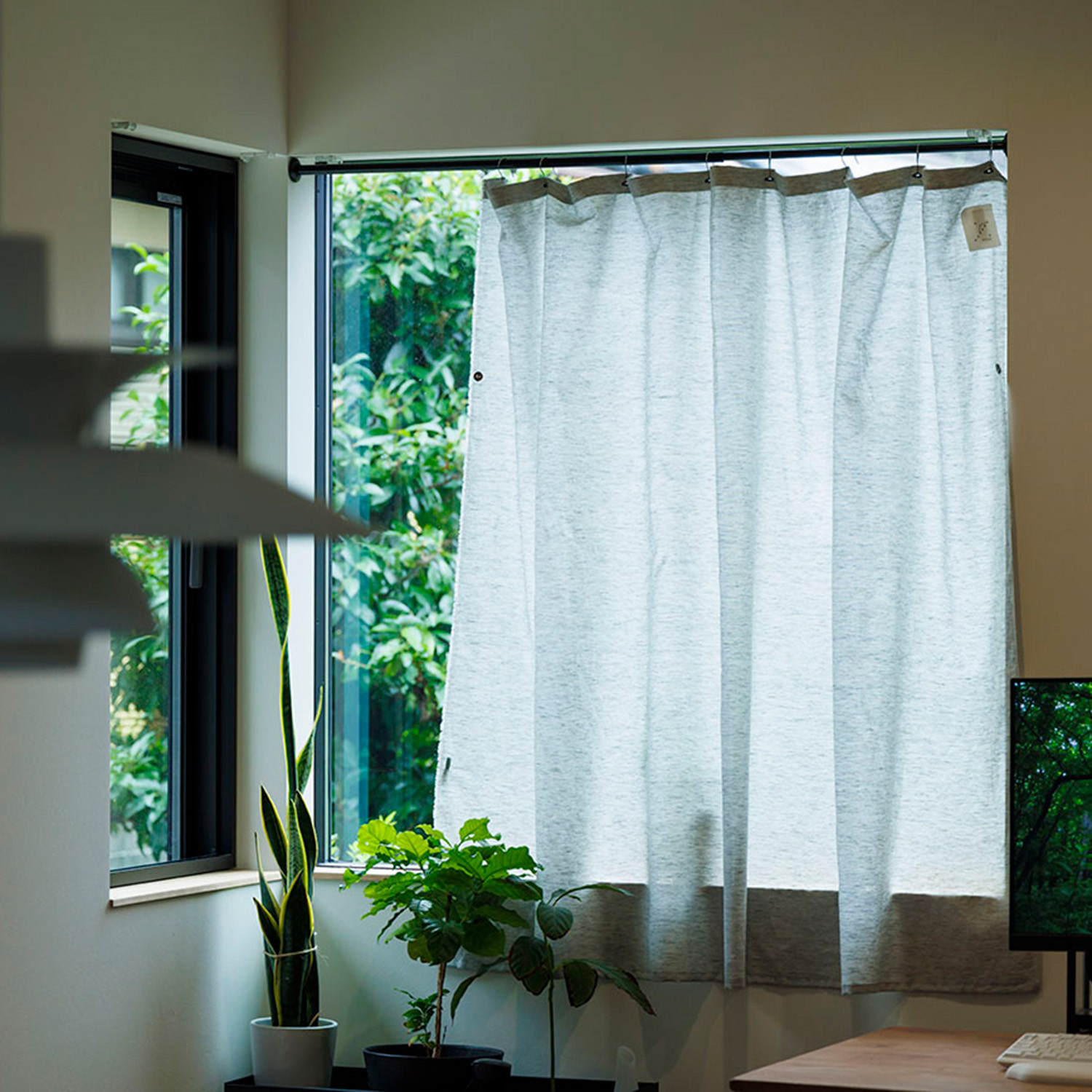 自然素材 綿 コットン 100％ カーテン「ホノカ グレー」スラブ 杢調 ナチュラル シンプル 7,416円