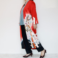 KIMONO Long Coat - 使用留袖製作的長袍夾克。這是一款獨一無二的和服翻版。 第12張的照片