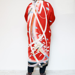 KIMONO Long Coat -留袖を使ったロングガウンジャケット １点物です 着物リメイク 6枚目の画像