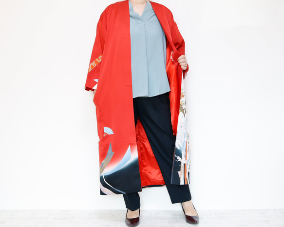 KIMONO Long Coat -留袖を使ったロングガウンジャケット １点物です 着物リメイク 3枚目の画像