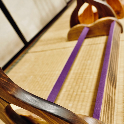 限定1台】手作り木工 木製三線スタンド （オイル仕上げ） 4丁掛け