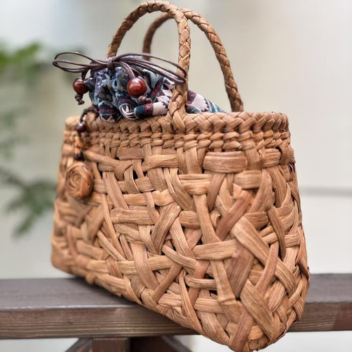 国産山葡萄 籠バッグ 内布付き 乱れ編み 巾着タイプ内布 台形 一番皮