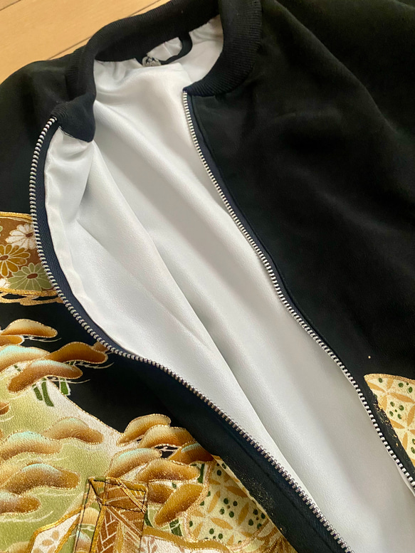 着物リメイク 黒留袖　紋入り　MA1 ボンバージャケット　ユニセックス　メンズ 10枚目の画像