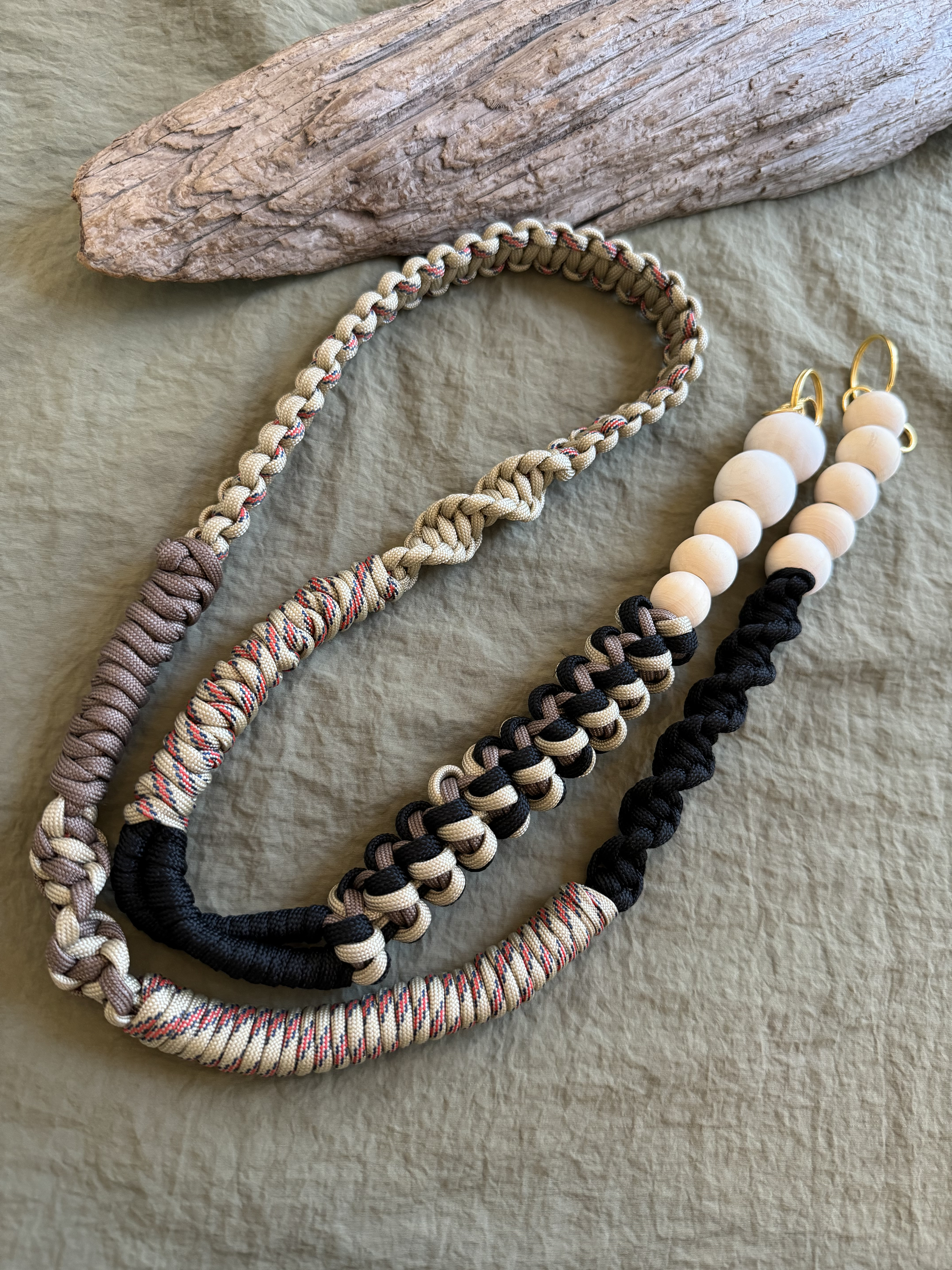 wood ball パラコードストラップ　monotone×brown