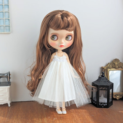 852.白のガーゼのワンピースとレースのストール※ブライスアウト