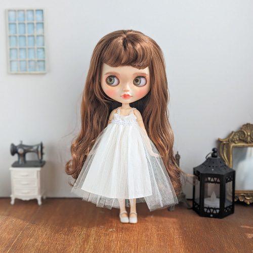 ブライスアウトフィット　ビスチェとキャミワンピ　ベージュモチーフxホワイト 1087※白のチュールのキャミワンピース※ブライスアウトフィット