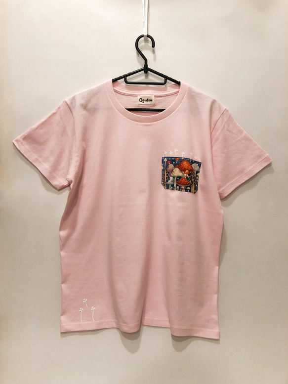 きのこTシャツ　ポケット付　女性Lサイズ　薄ピンク　手描き 1枚目の画像