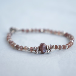 -Brown moonstone- bracelet 1枚目の画像