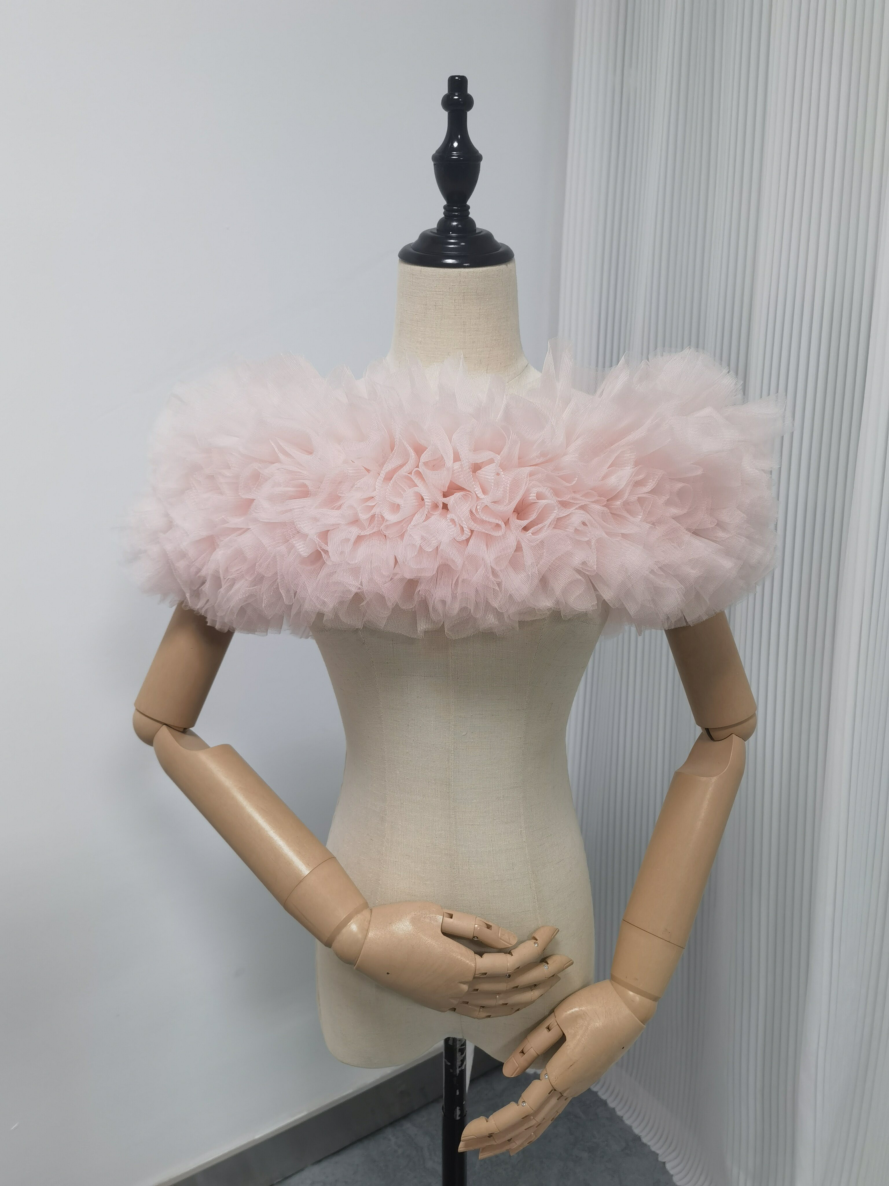 送料無料！取り外しオフショルダー 薄ピンク  ビスチェ  可愛い  肩出し   ワンショルダー  結婚式 ウェディングド