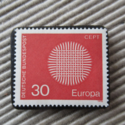 東ドイツ　切手ブローチ9552 1枚目の画像