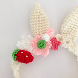 春の詰め合わせ×うさみみヘアバンド　いちご・桜・3色団子　サイズ調整可　うさぎ　手編み 3枚目の画像