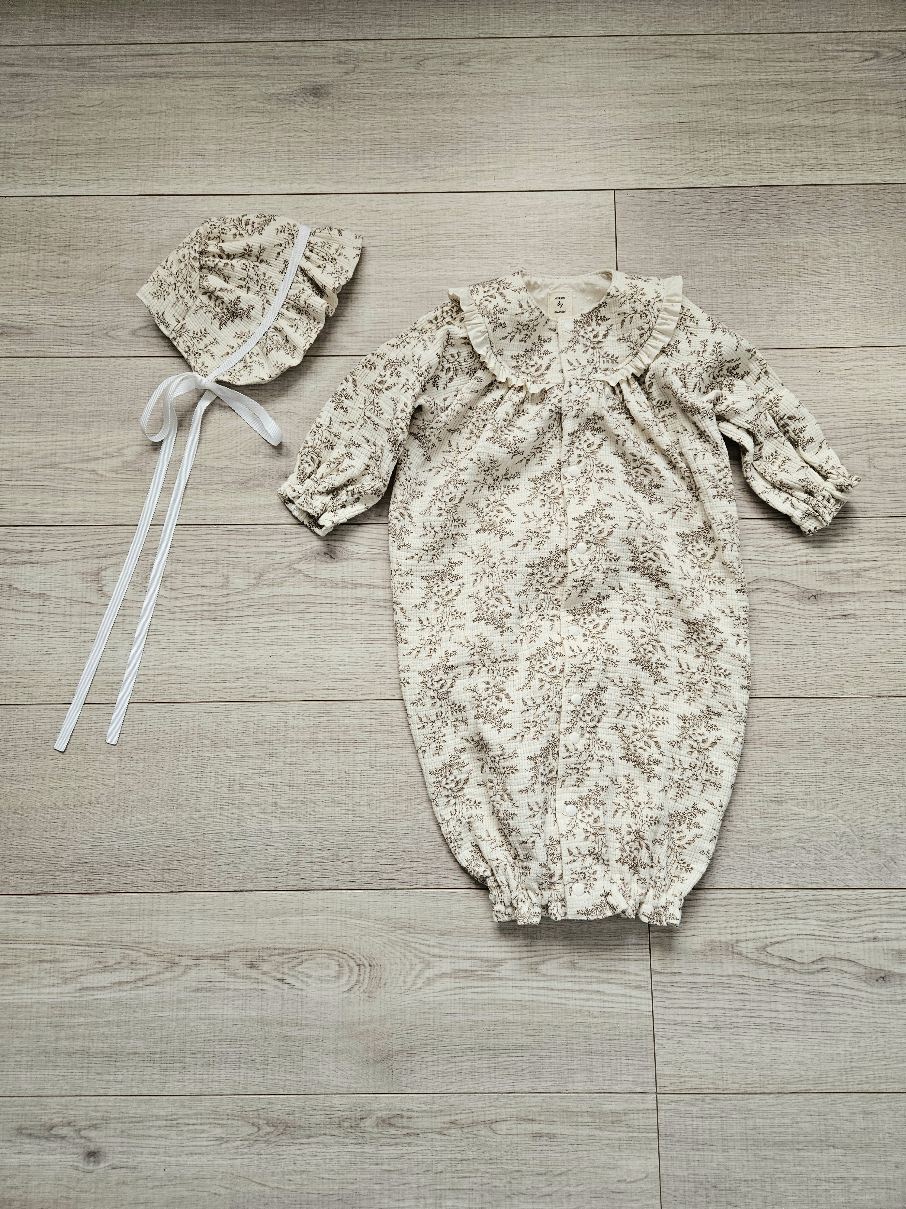 【再販】アンティークフラワーブラウン ぽこぽこダブルガーゼ 長袖2wayオール