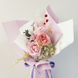 ローズのブーケ(ピンク・パープル)：ギフトにもおすすめ！プリザーブドフラワーの立てたまま飾れる自立する花束 6枚目の画像