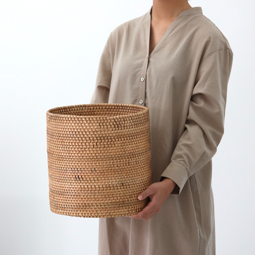 ラタンで編んだごみ箱 (ダストボックス、収納、マルチボックス、鉢