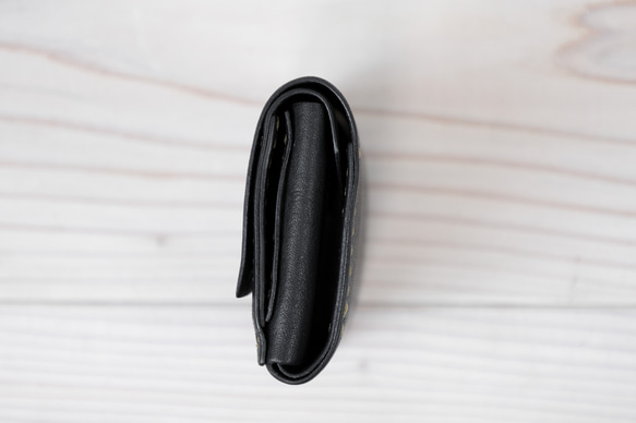 【cogatta（B）ヴォーノオイル：ブラック】／小型財布・小さい財布・ミニ財布・コンパクト財布・ウォレット・栃木レザー 5枚目の画像