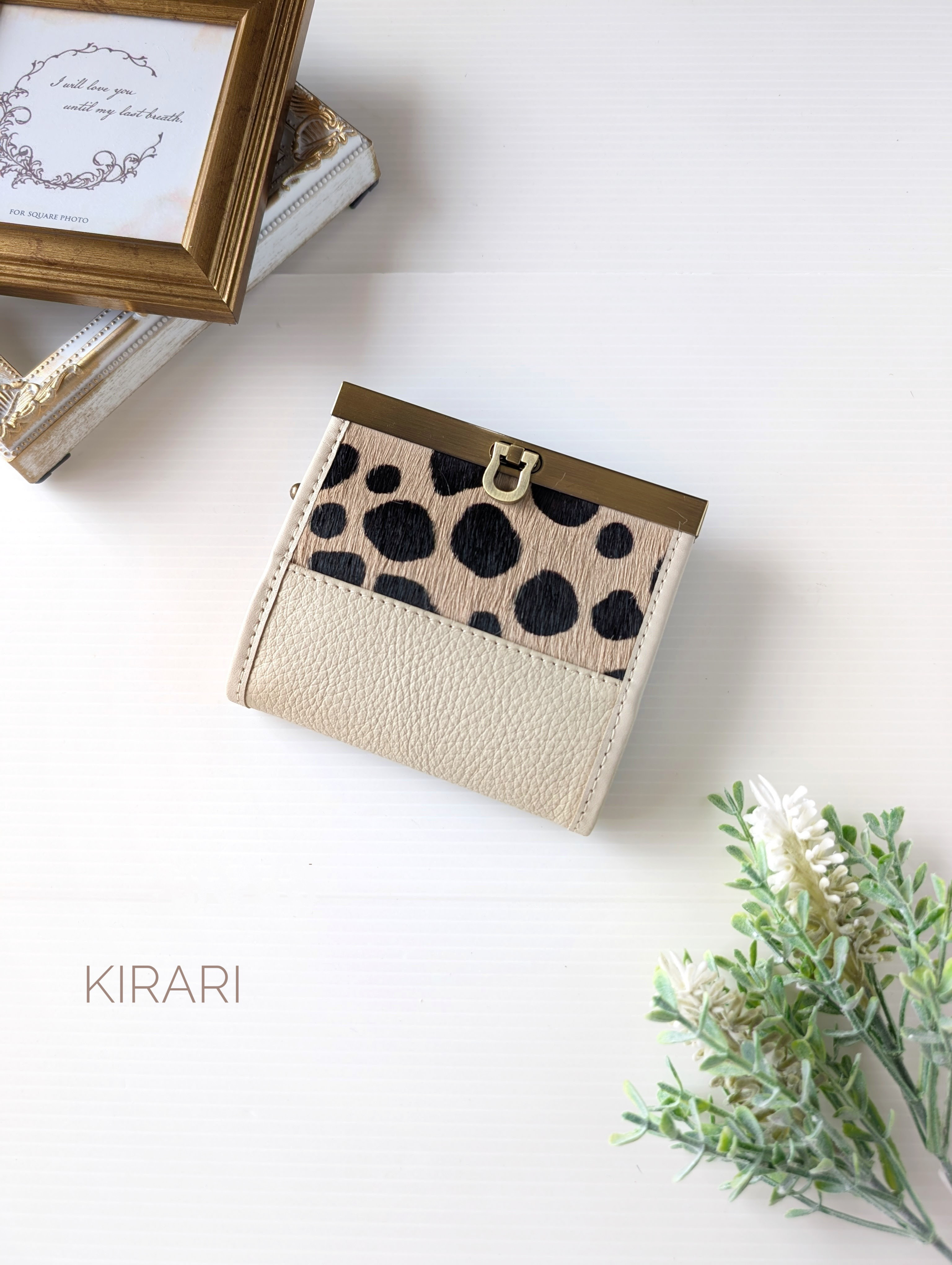 【お札が折らずに入る本革ミニ財布】ダルメシアン柄ハラコ / 大人のための、モードなモノトーン / ご褒美ギフト 直線口金