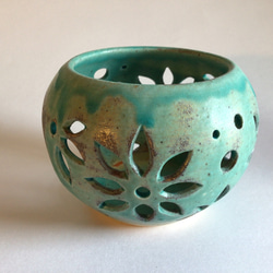 花紋　緑と黒模様の茶香炉（陶器、トルコ釉使用） 4枚目の画像