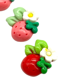 アクリルパーツ デコ イチゴ ピンク レッド 同色4個 果物 ハンドメイド 手芸 材料 福資材 pt-2387b 6枚目の画像