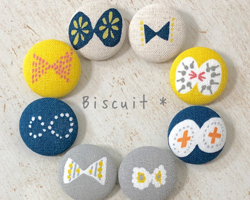 北欧ちょうちょ♡くるみボタンマグネット マグネット Biscuit * 通販 